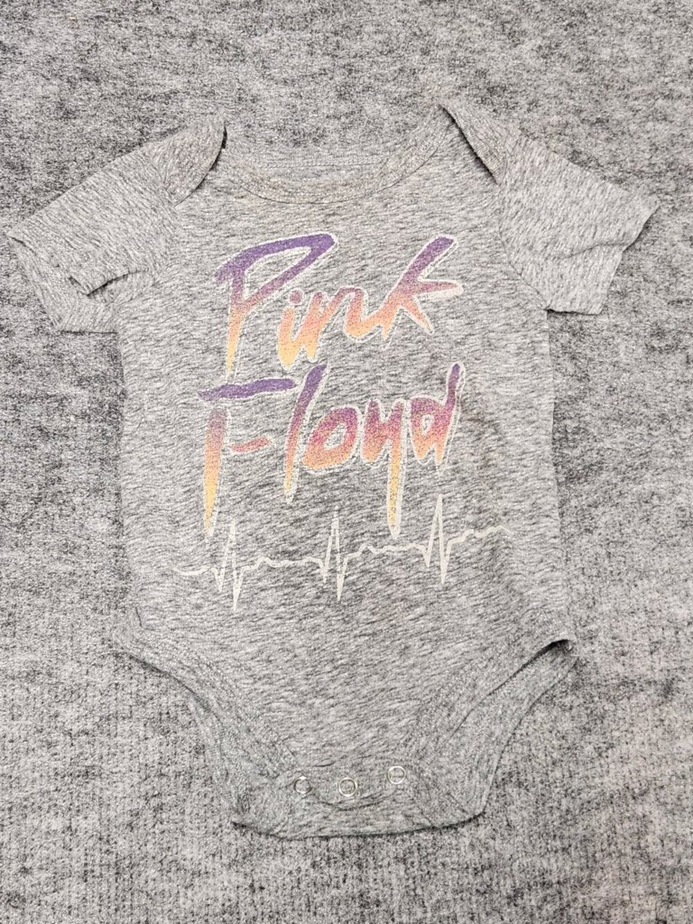 Pink Floyd Baby Bodysuit 6-9M Gray Graphic Rock Band Short Sleeve Cotton Blend